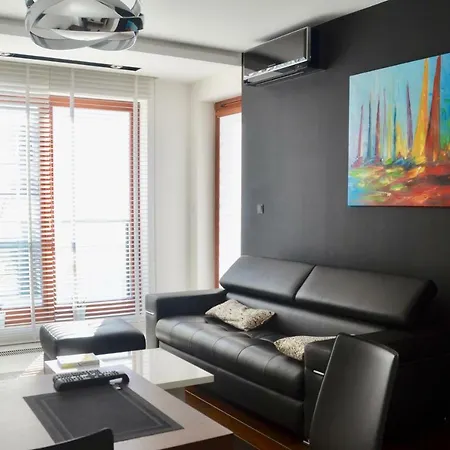 Wzgorze Slowikow Apartmán *